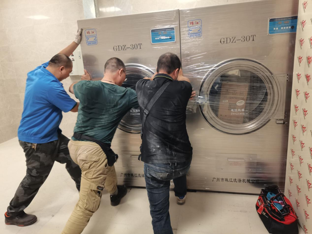 廣州工業用滾筒洗衣機助力五星酒店日洗3000件布草，低能耗高效節能成本降40%